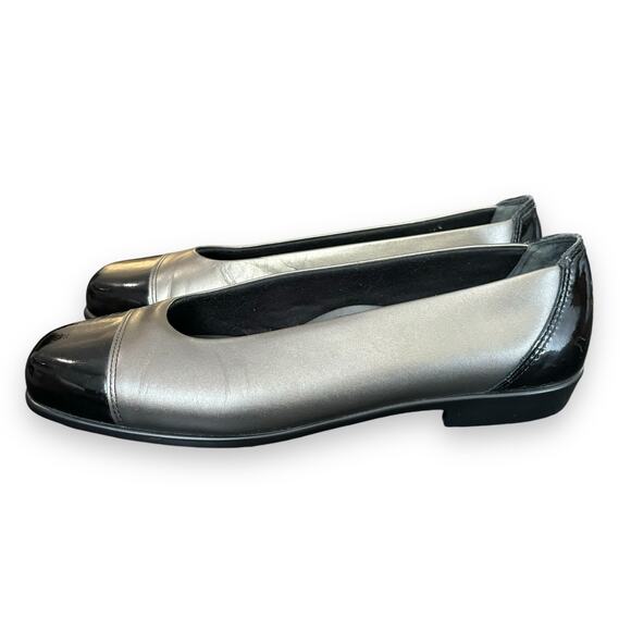 SAS Coco Slip On Loafers Womens 8N NARROW Pewter Metallic Black Patent Cap Toe - Picture 3 of 8